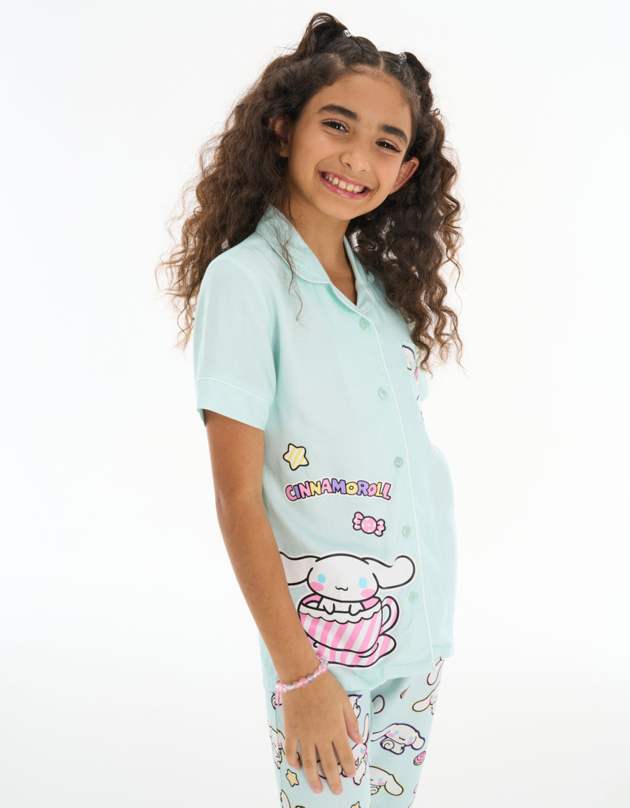 Short-Sleeve Shirt with Pants Pajama Set in Light Green