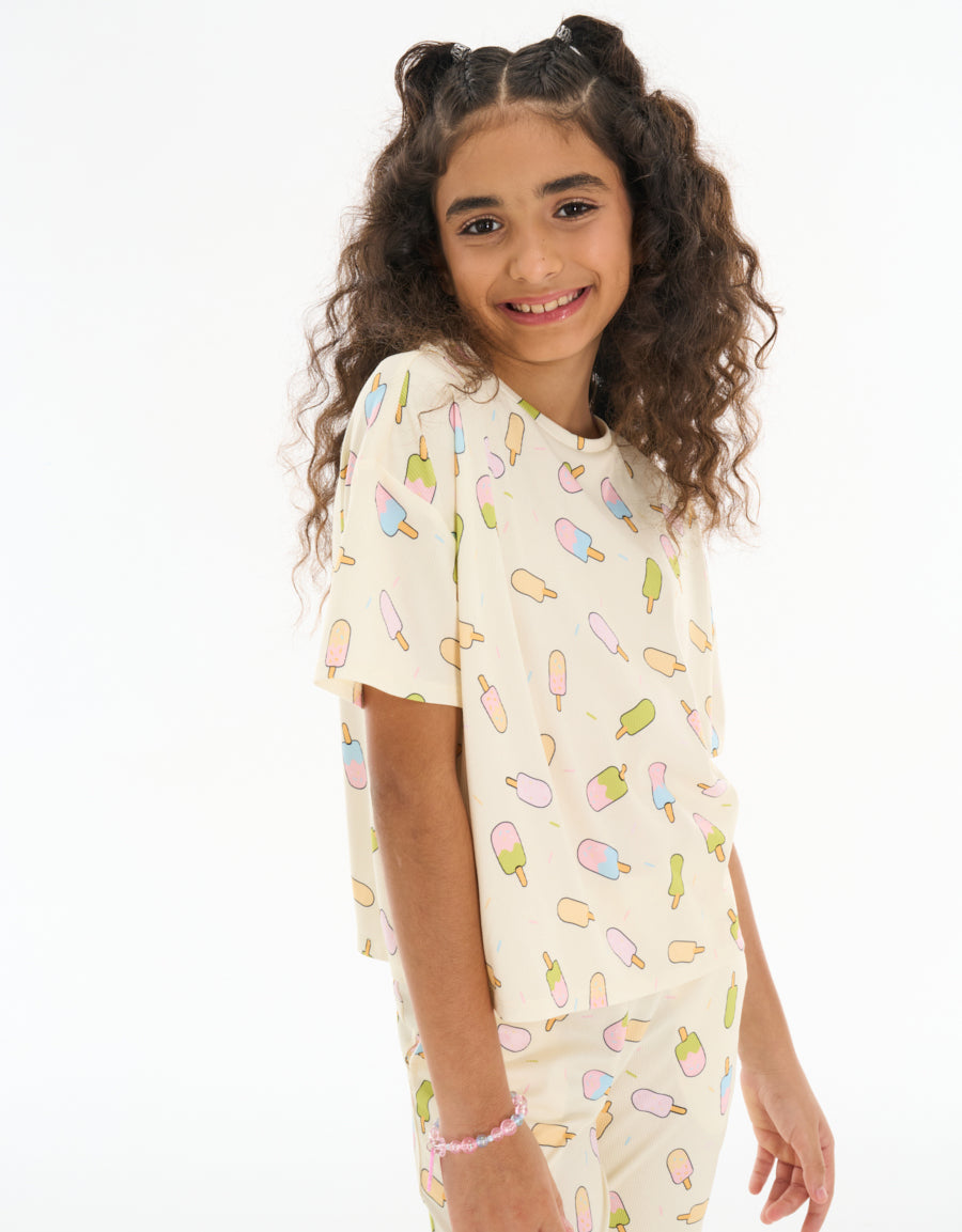 Short Sleeve Tee and Pants Pajama Set in Light Yellow