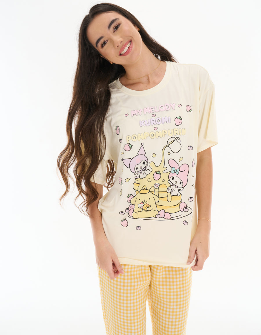 Short Sleeve Tee and Pants Pajama Set in Light Yellow