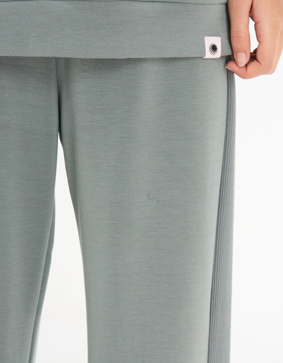 Soft Stretch Sweatpants 